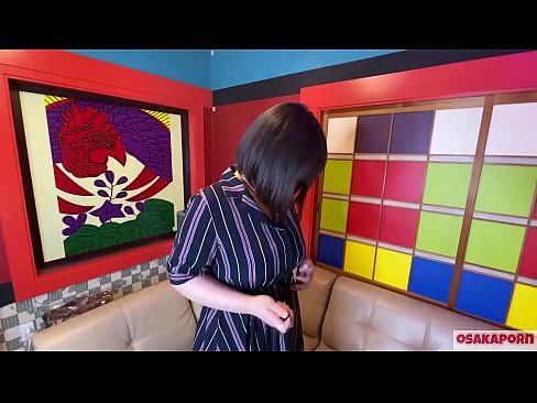 ❤️ Japanese cutie met groot tiete masturbeer met seksspeelgoed en kry 'n orgasme. Sy praat in 'n onderhoud oor haar fokken ervaring. Groot tiete en harige poes wat hard kreun. Osakaporn ❤❌ Porno by porn af.sexarxiv.ru